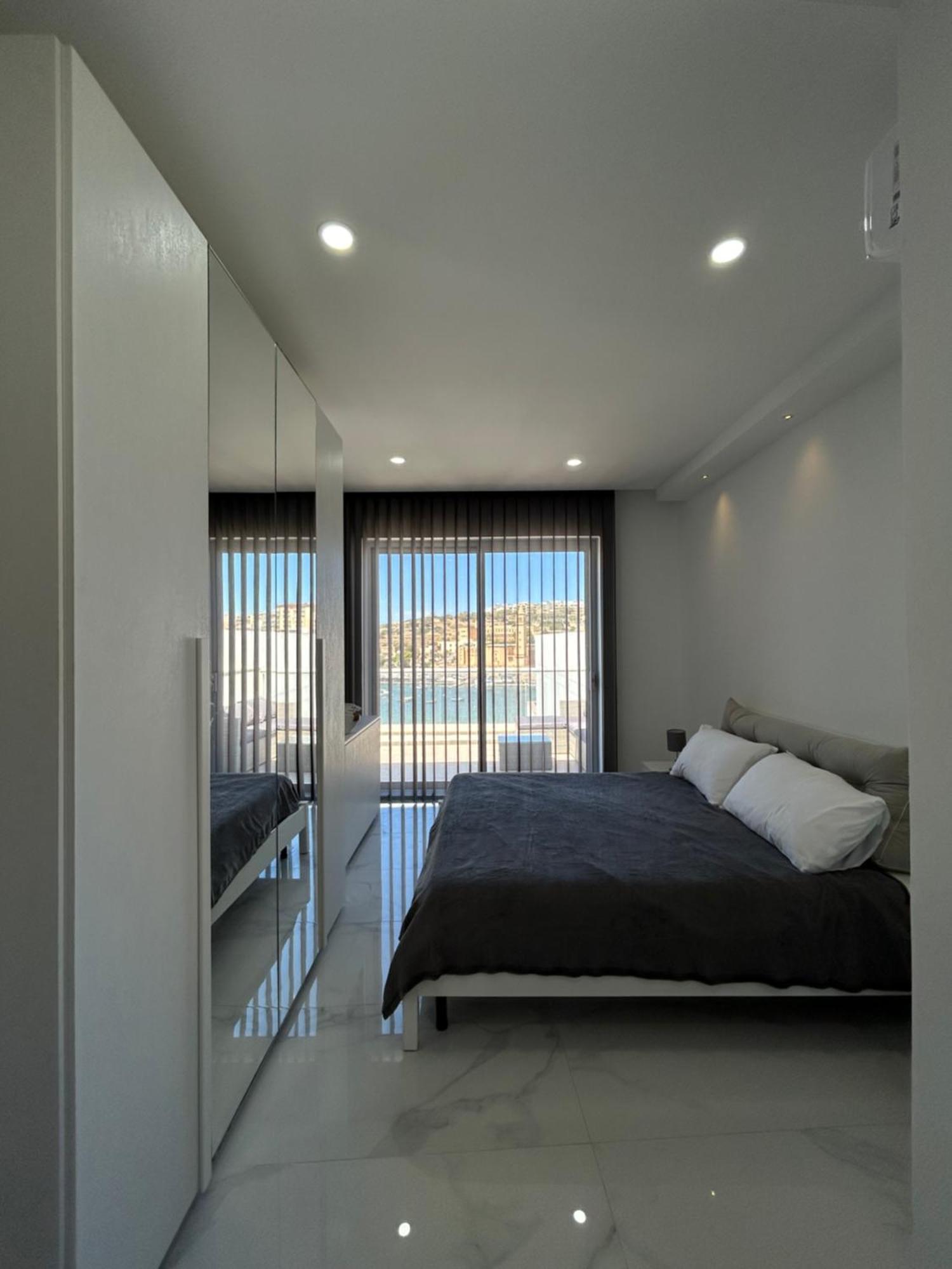 Seaview Setters Penthouse Marsaskala Apartamento Exterior foto